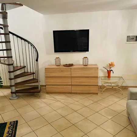 Casa Dei Fiori 2 Somma Lombardo